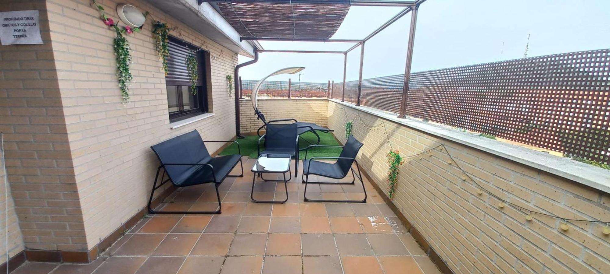 Apartment Atico Con 2 Y Garaje A 10 Minutos De